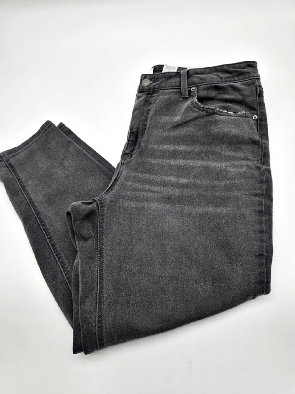 Time and Tru Regular Skinny Leg Jeans Black Wash
